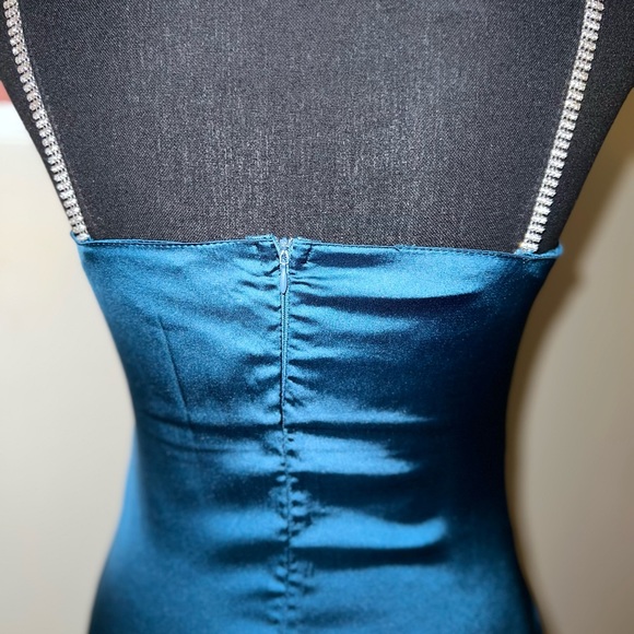 Mini Dress - Picture 6 of 8